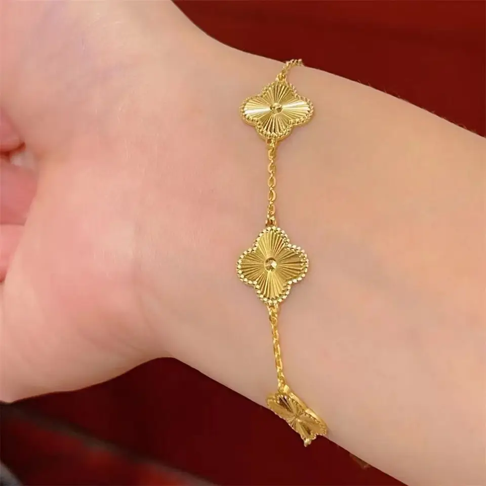 Lucky bracelet online